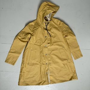 Stutterheim mocked lightweight raincoat yellow